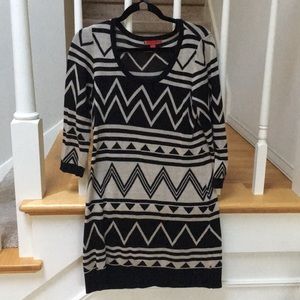 Graphic Print Sweater Dress